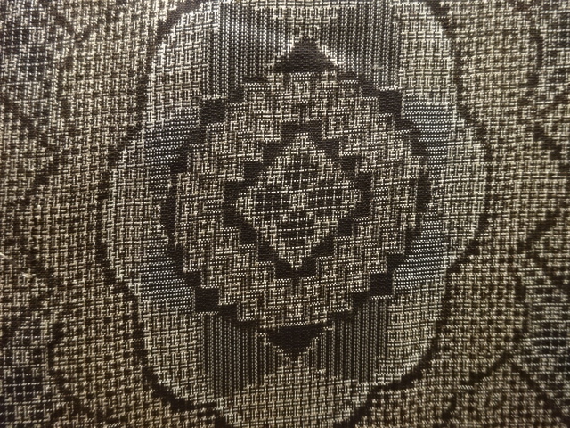 JAPANESE KIMONO / ANTIQUE KIMONO / SILK / DORO OSHIMA TSUMUGI / WOVEN FLORAL CREST